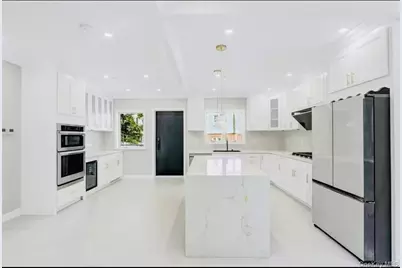 157-49 Rose Avenue, Flushing, NY 11355 - Photo 5