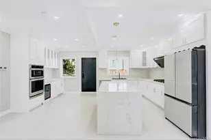 157-49 Rose Ave, Flushing, NY 11355 - Photo 5