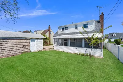 712 Park Avenue, Uniondale, NY 11553 - Photo 21