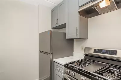 135 Post Avenue #1O, Westbury, NY 11590 - Photo 9