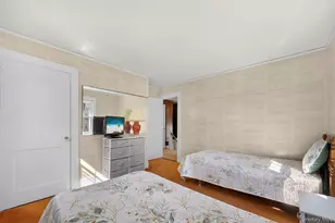 29-41 212th St, Bayside, NY 11360 - Photo 35