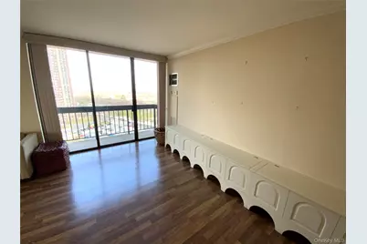 27110 Grand Central Parkway #16N, Floral Park, NY 11005 - Photo 7