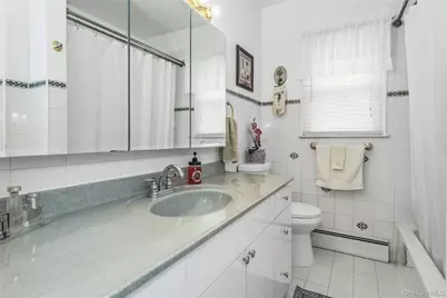 309 N Virginia Avenue, Massapequa, NY 11758 - Photo 17