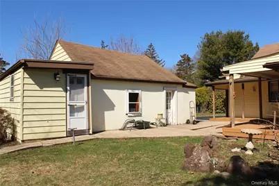 66 Colonial Street, East Northport, NY 11731 - Photo 15