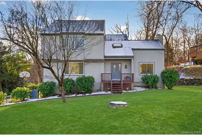 33 Maple Moor Lane, Cortlandt Manor, NY 10567 - Photo 3