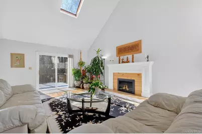 33 Maple Moor Lane, Cortlandt Manor, NY 10567 - Photo 7