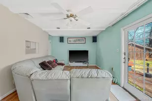 61 Southgate Rd, Valley Stream, NY 11581 - Photo 13