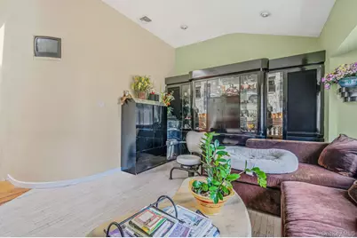 61 Southgate Road, Valley Stream, NY 11581 - Photo 23