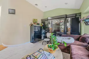 61 Southgate Rd, Valley Stream, NY 11581 - Photo 23