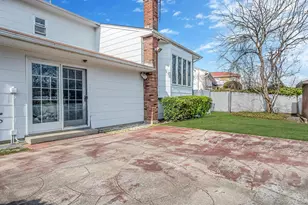 61 Southgate Rd, Valley Stream, NY 11581 - Photo 37