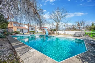 61 Southgate Rd, Valley Stream, NY 11581 - Photo 45