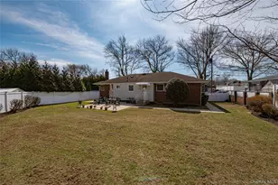 23 Olga Ln, Commack, NY 11725 - Photo 13