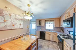 23 Olga Ln, Commack, NY 11725 - Photo 7