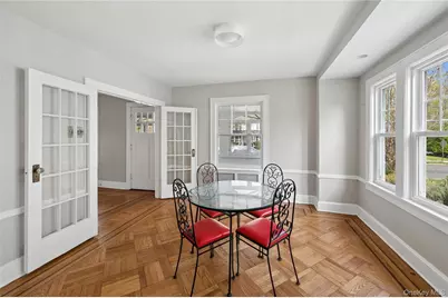 101 Harvard Avenue, Rockville Centre, NY 11570 - Photo 35