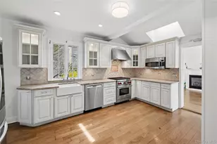 101 Harvard Ave, Rockville Centre, NY 11570 - Photo 11
