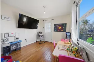 115 Young Ave, Yonkers, NY 10710 - Photo 15