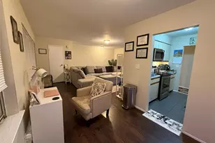 903 Towne House Village, Islandia, NY 11749 - Photo 7