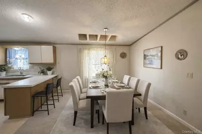 4 Mews Court, Holtsville, NY 11742 - Photo 5