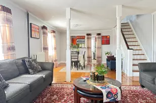 94-72 199th St, Hollis, NY 11423 - Photo 7