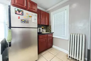 94-72 199th St, Hollis, NY 11423 - Photo 11