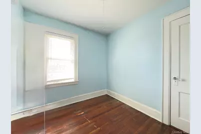 9472 199th Street, Hollis, NY 11423 - Photo 21