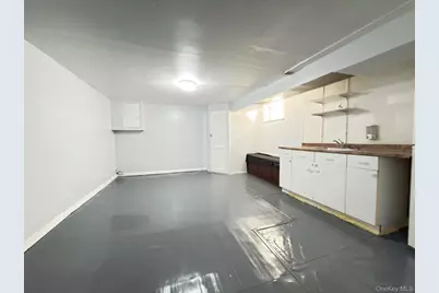 9472 199th Street, Hollis, NY 11423 - Photo 25