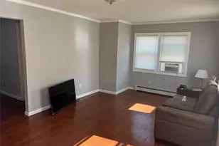 36 Casino St, Freeport, NY 11520 - Photo 5