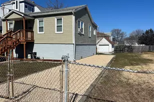 36 Casino St, Freeport, NY 11520 - Photo 3