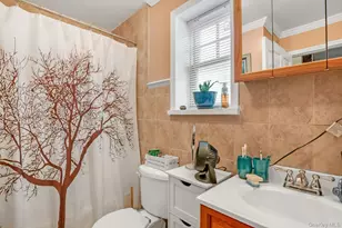 2 Alden Park, Bronx, NY 10465 - Photo 9