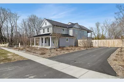 178 Main Road, Riverhead, NY 11901 - Photo 3