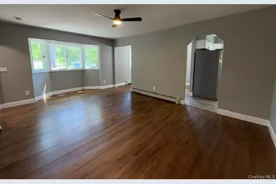 130 Park Lane, Middle Island, NY 11953 - Photo 17