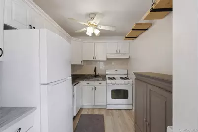 425 Tompkins Avenue #13, Mamaroneck, NY 10543 - Photo 11