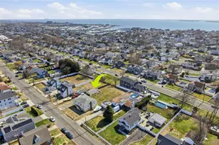 71 Orchard St, Lindenhurst, NY 11757 - Photo 37