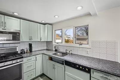 255 26th Street, Copiague, NY 11726 - Photo 11