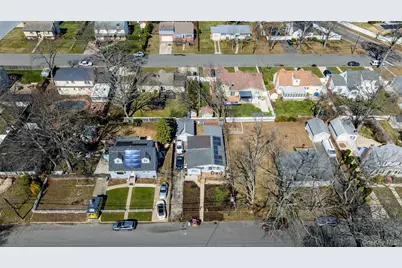255 26th Street, Copiague, NY 11726 - Photo 35