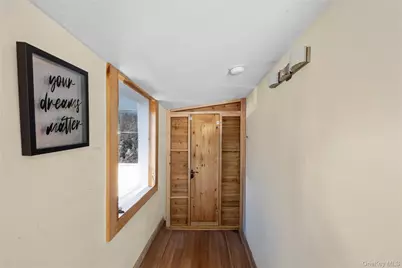 255 26th Street, Copiague, NY 11726 - Photo 15