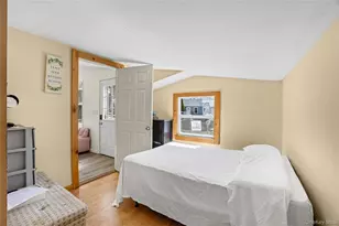 255 26th St, Copiague, NY 11726 - Photo 27