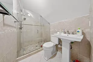 41-22 169th St, Flushing, NY 11358 - Photo 31