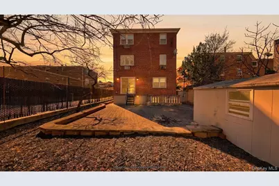 1213 Desmond Court, Brooklyn, NY 11235 - Photo 39