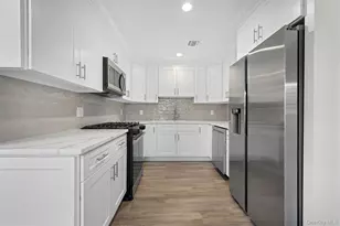 108 Maya Cir, Central Islip, NY 11722 - Photo 5