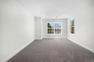 108 Maya Cir, Central Islip, NY 11722 - Photo 27