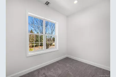 108 Maya Circle, Central Islip, NY 11722 - Photo 33