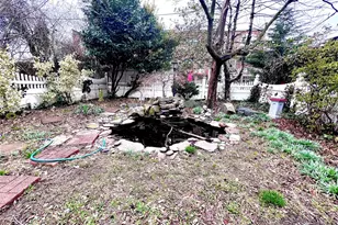 2561 Eastchester Rd, Bronx, NY 10469 - Photo 9