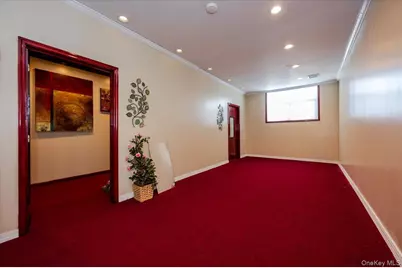 134 Jefferson Street, Inwood, NY 11096 - Photo 9