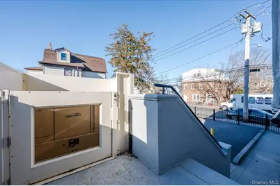 134 Jefferson Street, Inwood, NY 11096 - Photo 17