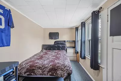 129 Bay Avenue, Patchogue, NY 11772 - Photo 9