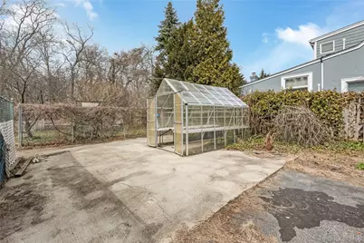 50 Bayview Avenue, East Islip, NY 11730 - Photo 5