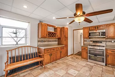 50 Bayview Avenue, East Islip, NY 11730 - Photo 29