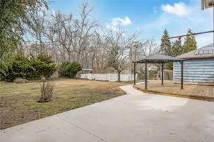 50 Bayview Ave, East Islip, NY 11730 - Photo 21