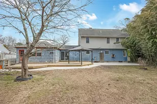 50 Bayview Ave, East Islip, NY 11730 - Photo 13